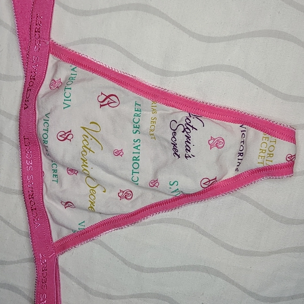 RARE VINTAGE Victoria's Secret V-String Sz S